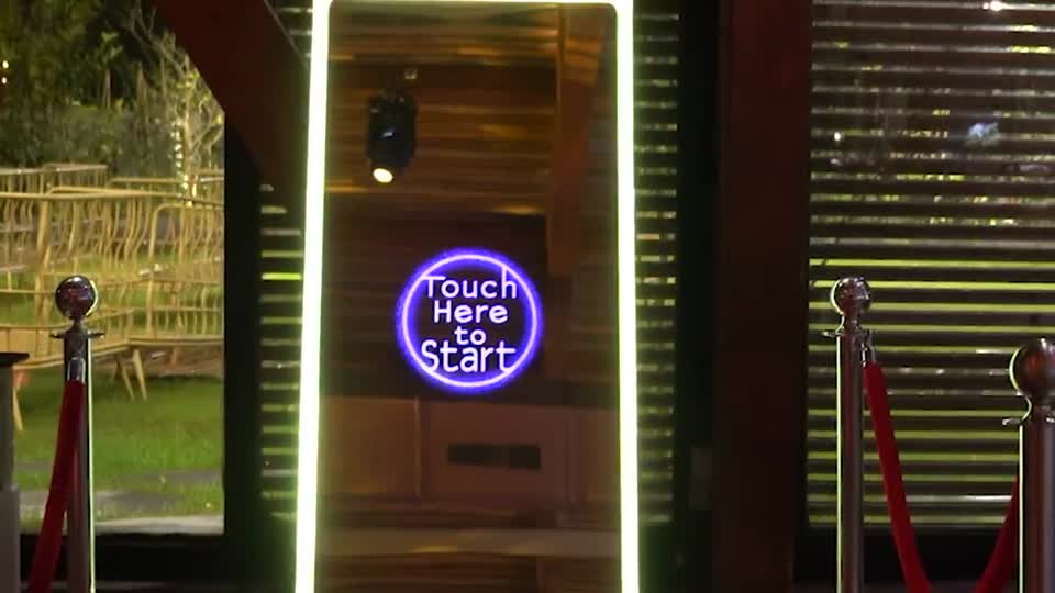 Colvii Mirror Air video booth in use at a wedding event